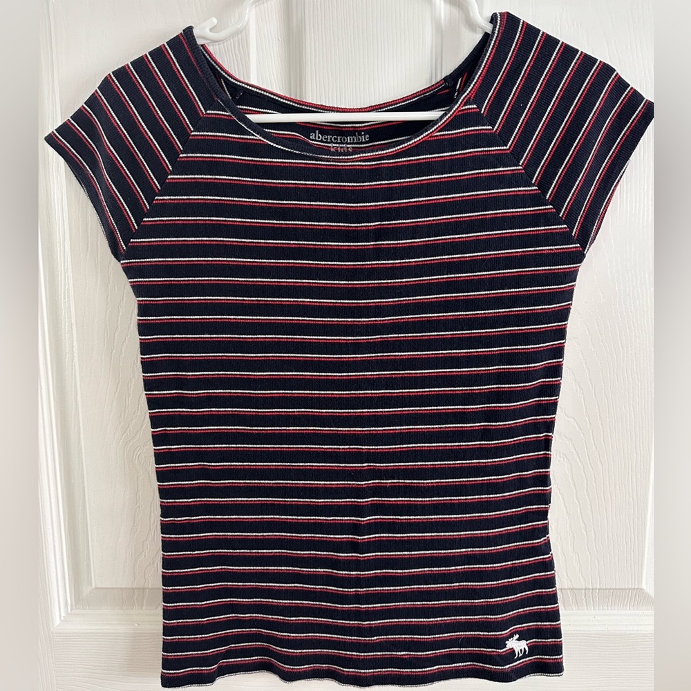 Abercrombie Kids tee sz 15/16 navy stripe